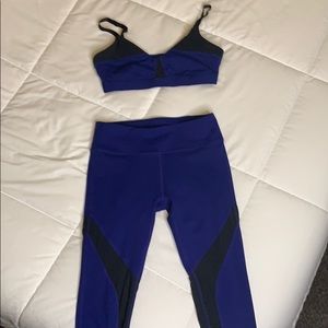 Fabletics Blue & Black Mesh Matching Bra/Leggings